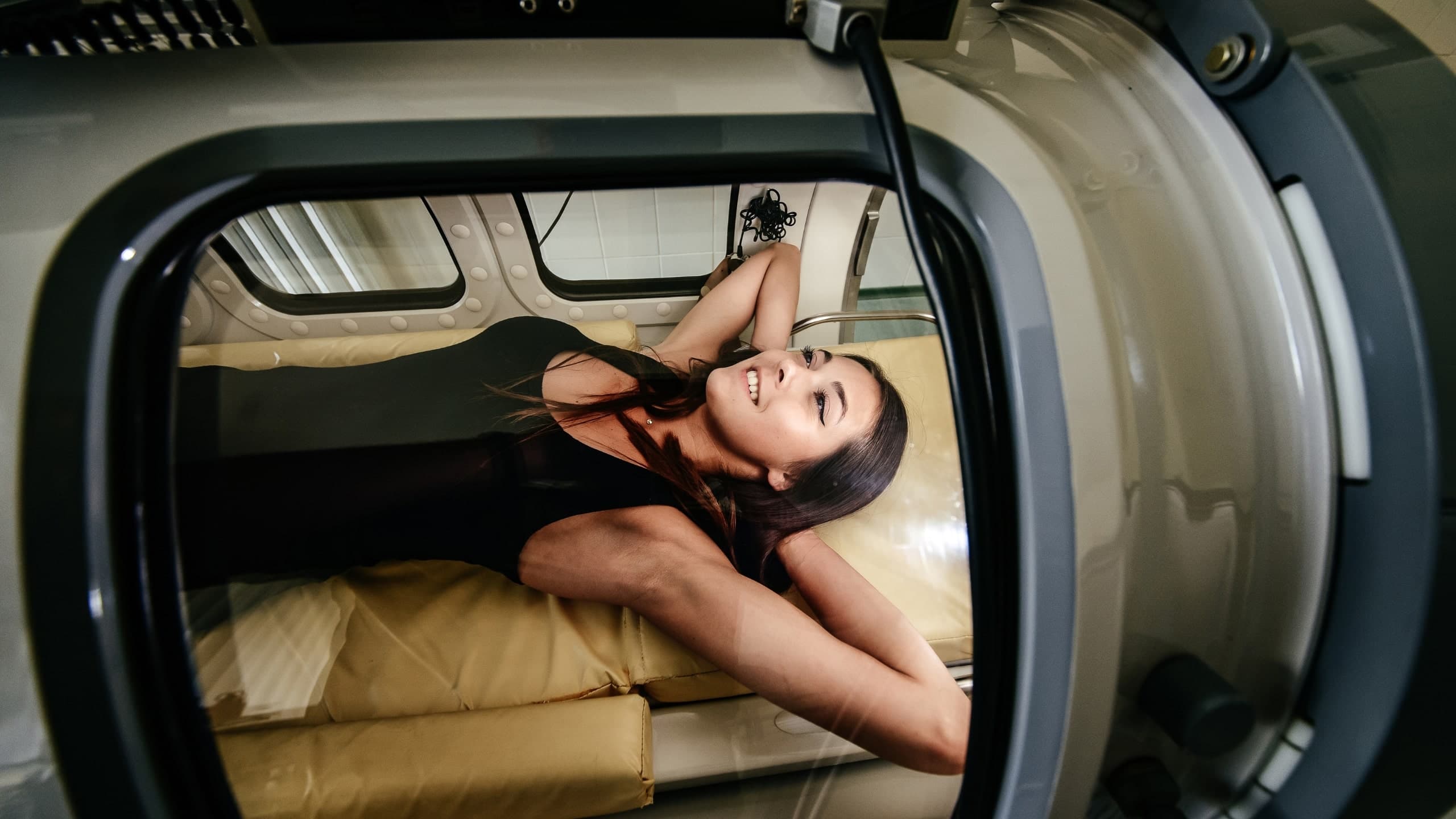 Hyperbaric oxygen therapy: a comprehensive guide